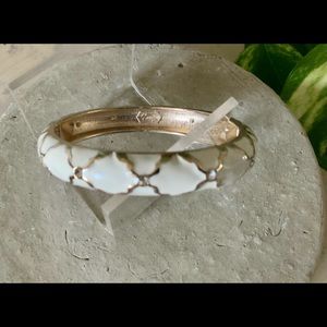 Bangle/Clamper Off White Enamel On Gold